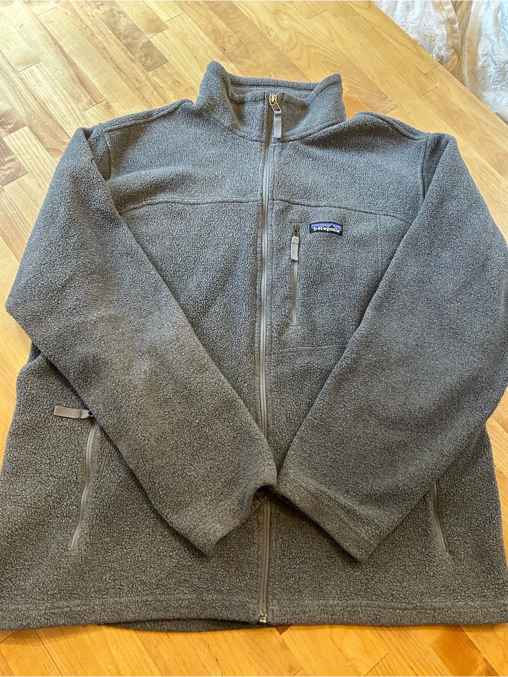 Patagonia Classic Synchilla Nickel Gray Fleece Full Zip Jacket